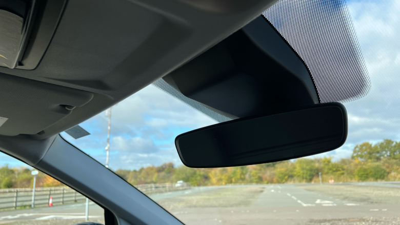 Ford Transit Connect 230 L2 Diesel 2.0 EcoBlue 102ps Limited Van